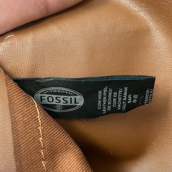 Fossil Brown Leather Folding Wallet - Picture 7 of 10